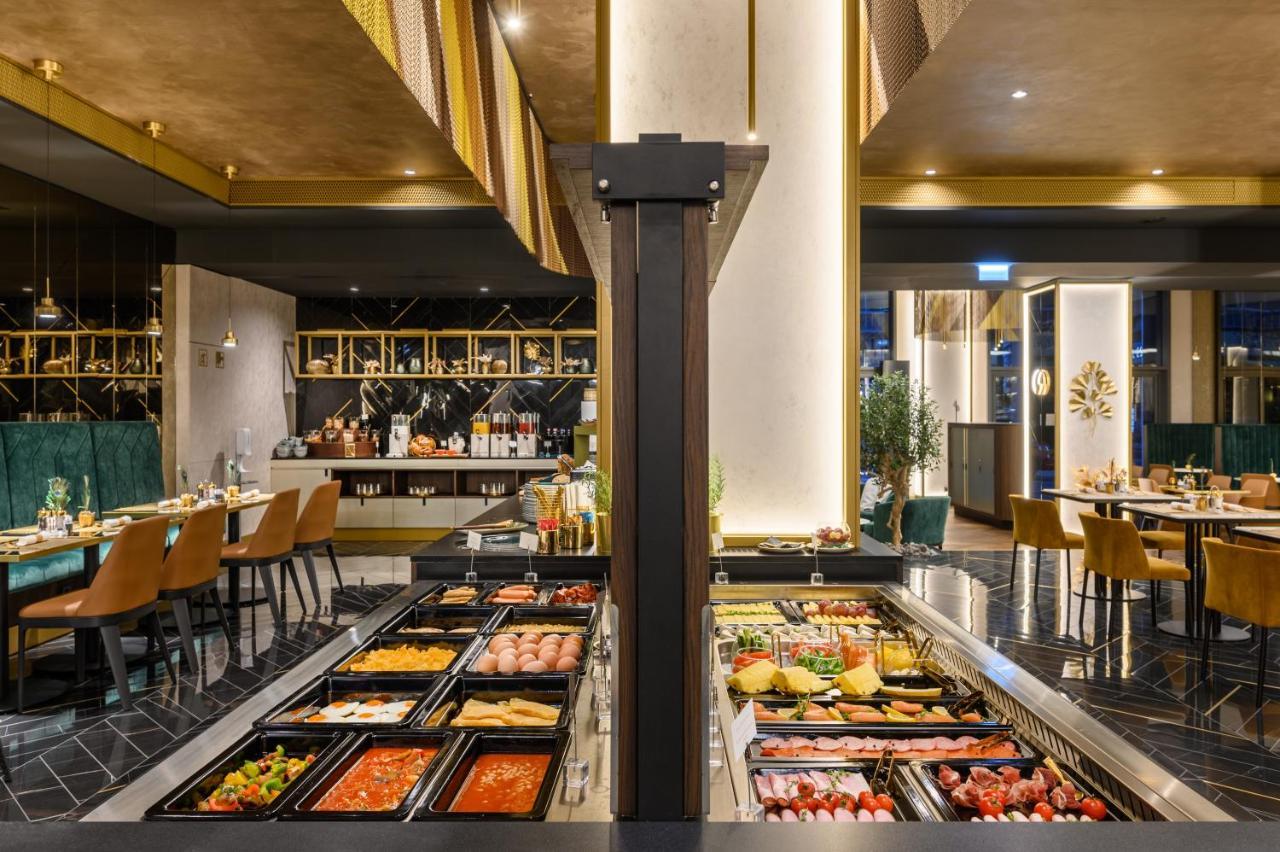 Emerald Downtown Luxury Suites By Continental Group Budapest Exterior photo