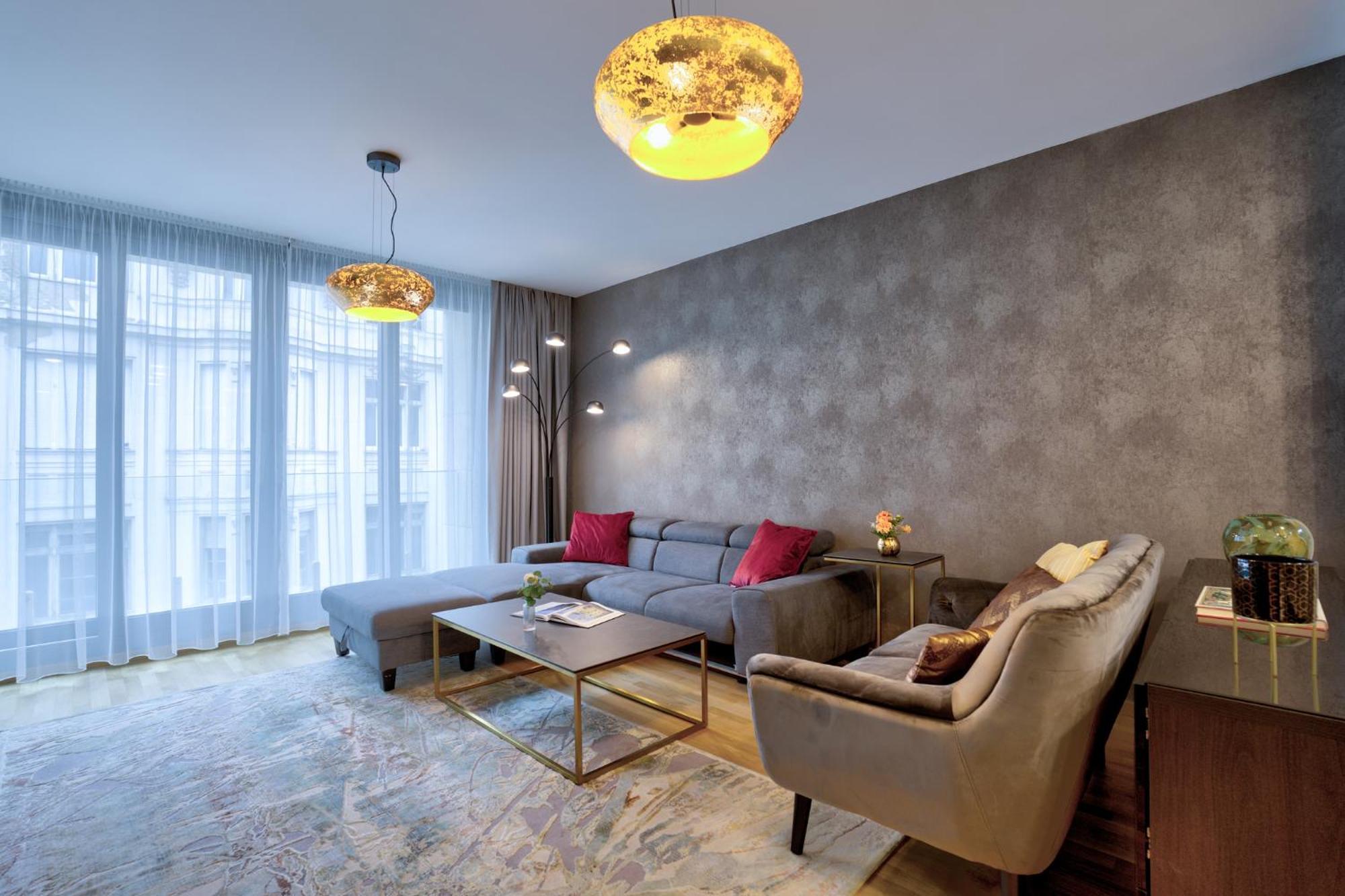 Emerald Downtown Luxury Suites By Continental Group Budapest Exterior photo