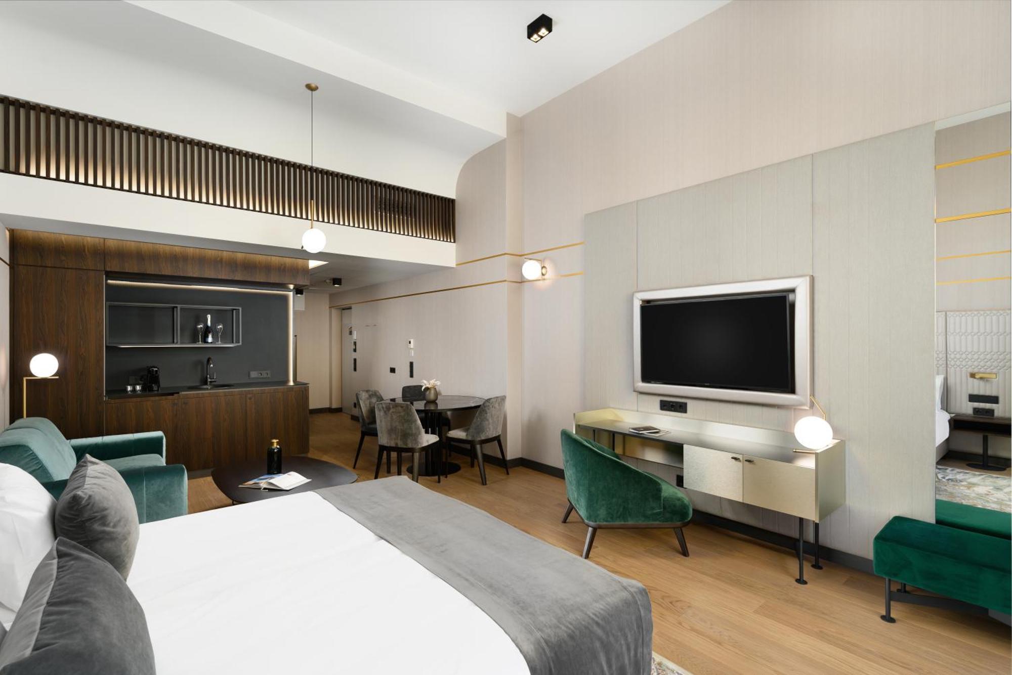 Emerald Downtown Luxury Suites By Continental Group Budapest Exterior photo